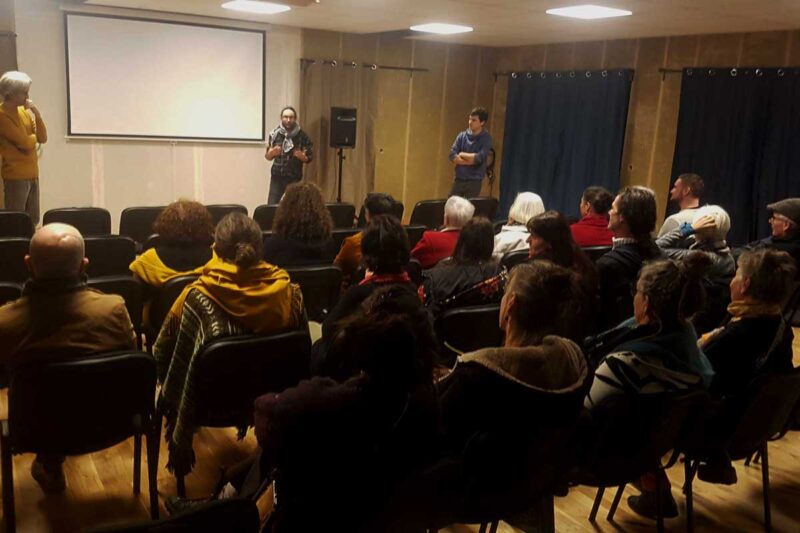 Discussions autour du film "La carotte et le béton"